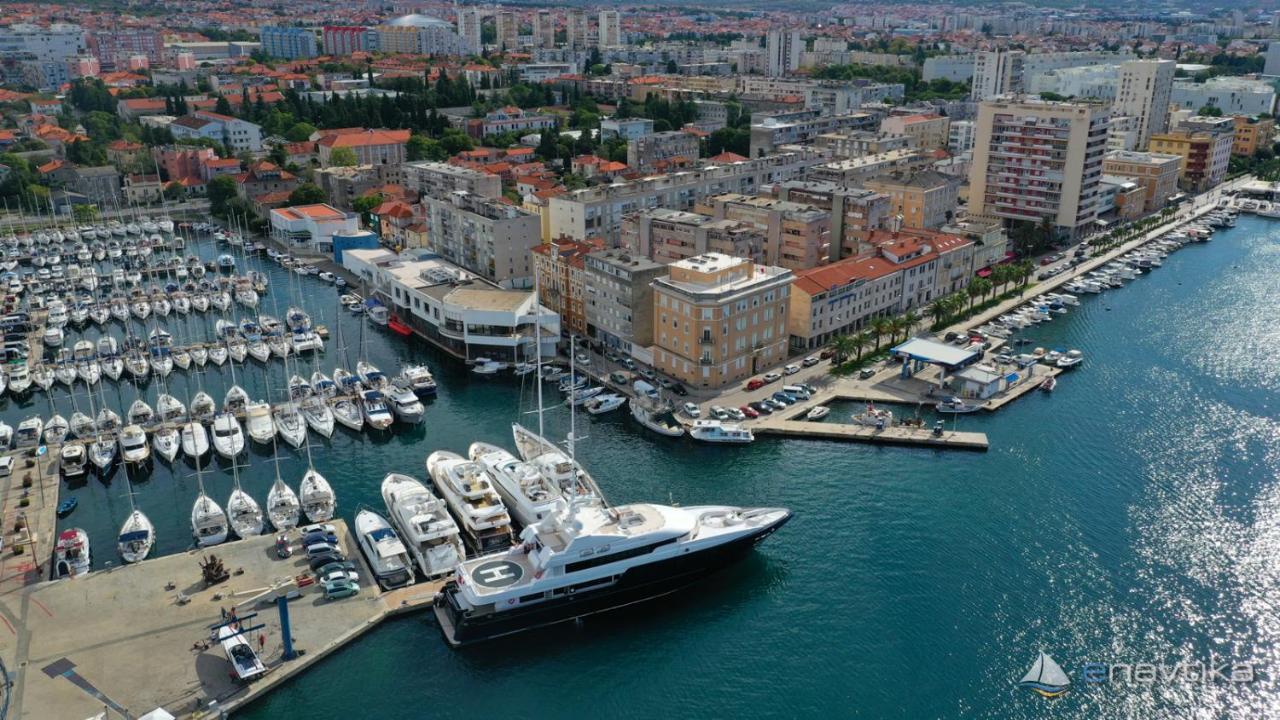 Holiday Resort Laura Zadar Exterior photo